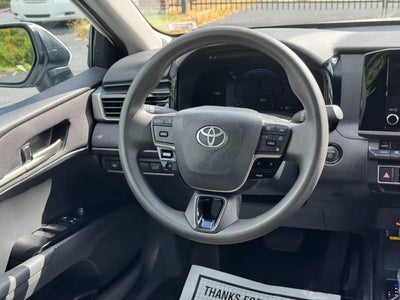 2025 Toyota Camry LE
