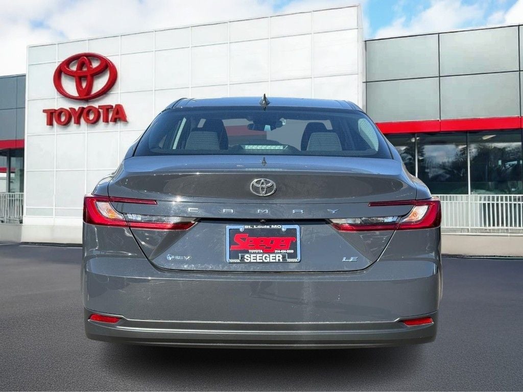 2025 Toyota CAMRY LE