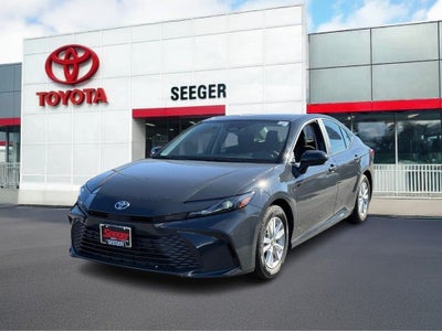 2025 Toyota CAMRY LE