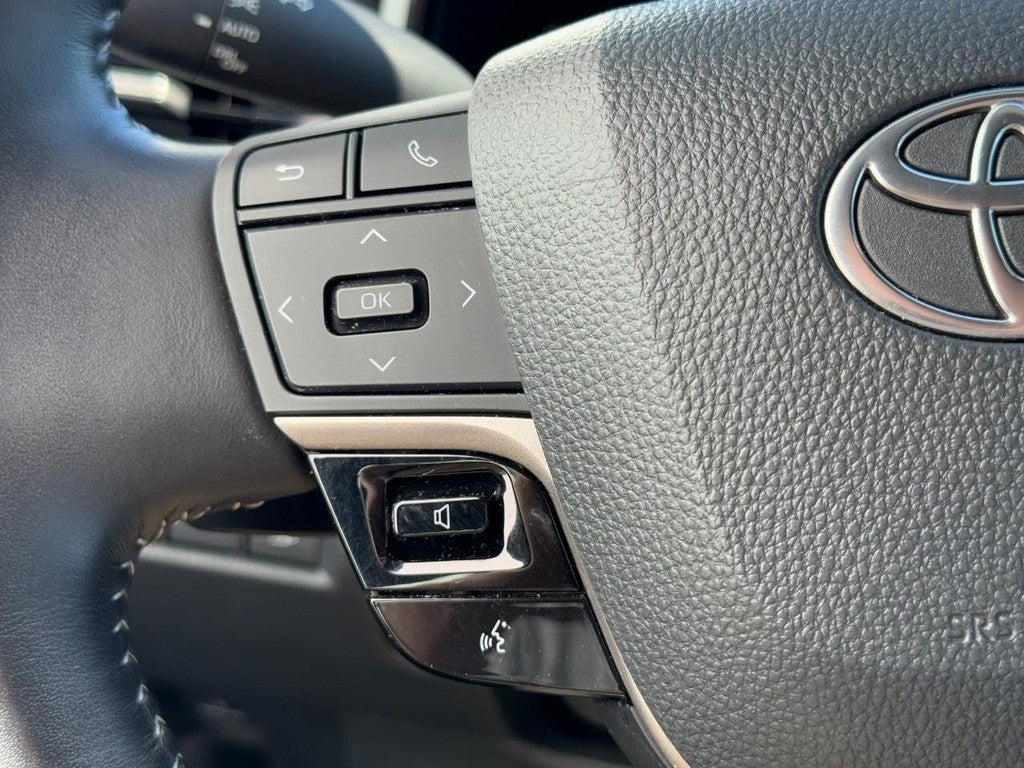 2025 Toyota Camry (Natl)