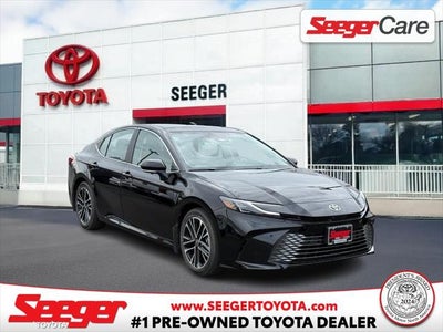 2025 Toyota CAMRY XLE