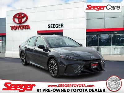 2025 Toyota Camry XLE (Natl)