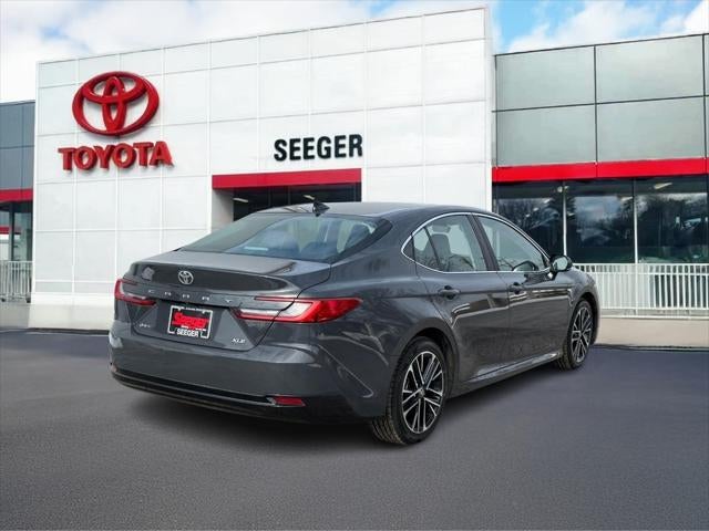 2025 Toyota Camry XLE (Natl)