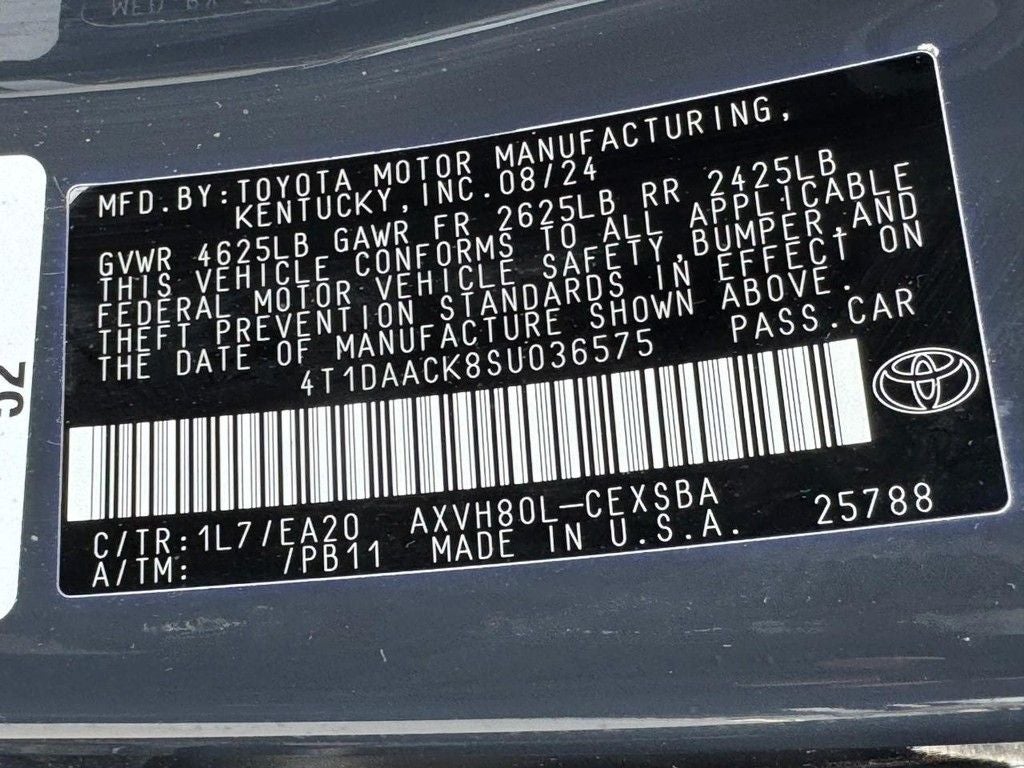 2025 Toyota Camry SE