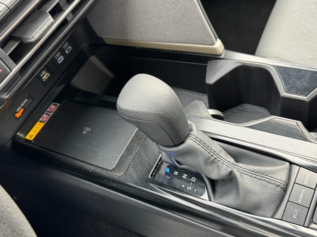 2025 Toyota Camry (Natl)