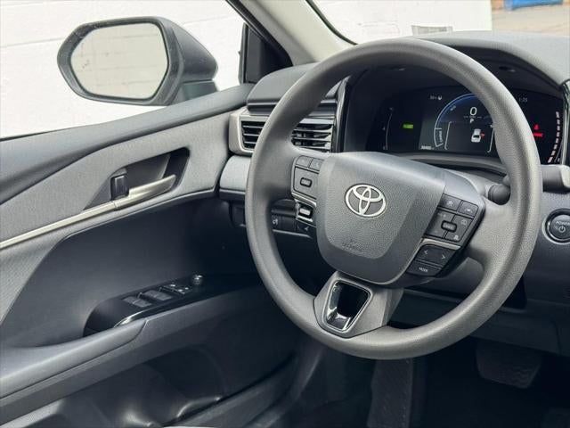 2025 Toyota Camry (Natl)