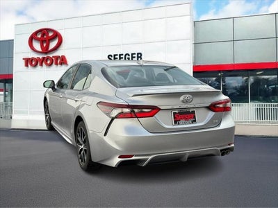 2023 Toyota Camry SE (Natl)