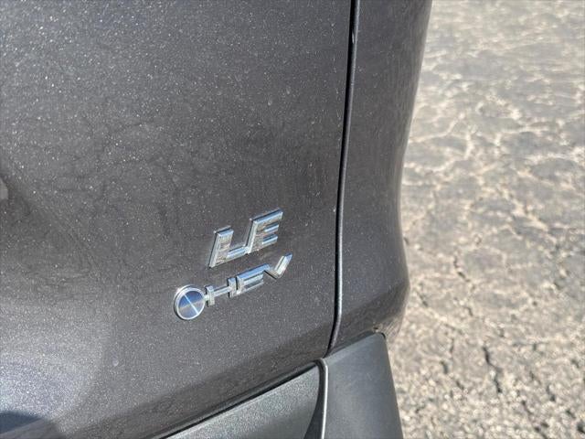 2025 Toyota RAV4 Hybrid LE AWD (Natl)