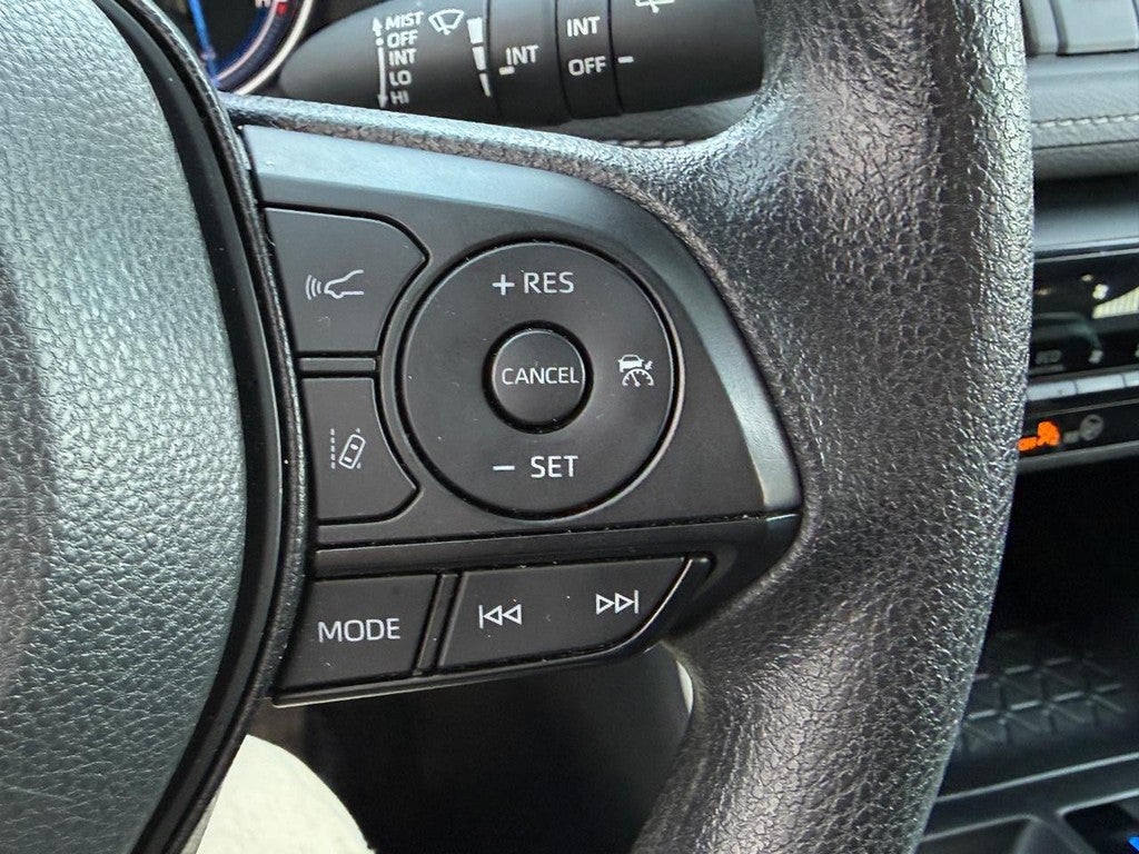 2025 Toyota RAV4 Hybrid XLE AWD (Natl)