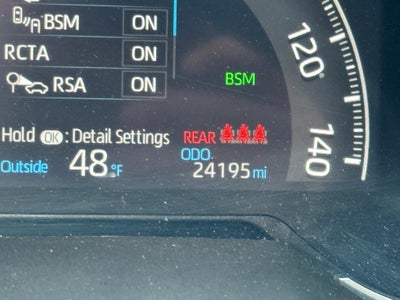 2025 Toyota RAV4 Hybrid XLE AWD (Natl)