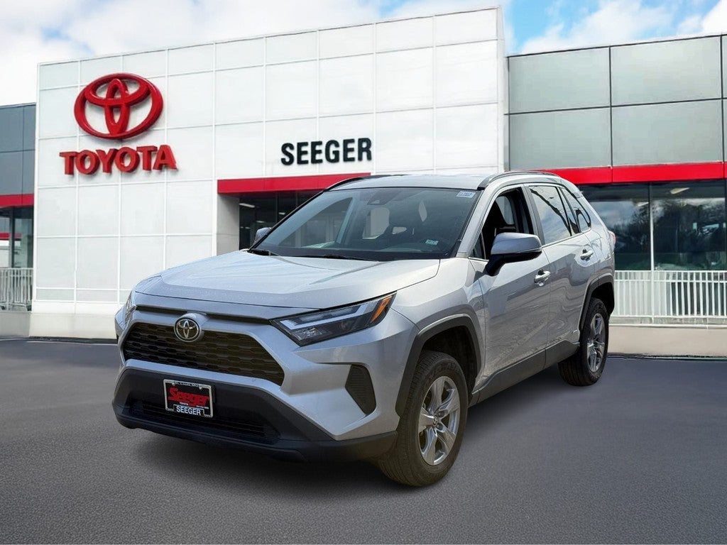 2025 Toyota RAV4 Hybrid XLE AWD (Natl)