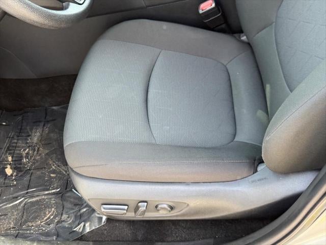 2025 Toyota RAV4 Hybrid XLE AWD (Natl)