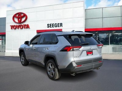 2025 Toyota RAV4 Hybrid XLE AWD (Natl)