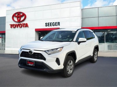 2025 Toyota RAV4 Hybrid XLE