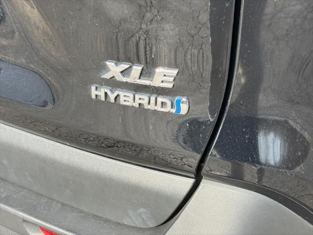 2024 Toyota RAV4 Hybrid XLE AWD (Natl)