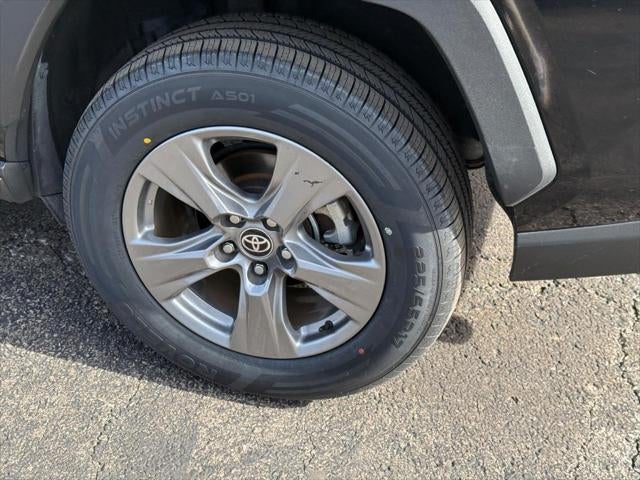 2024 Toyota RAV4 Hybrid XLE AWD (Natl)