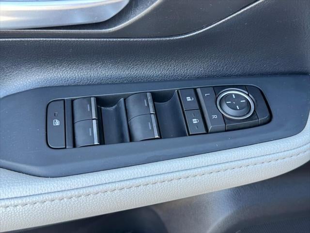 2025 Toyota GRAND HIGHLANDER LE