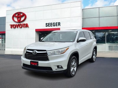 2016 Toyota Highlander Base