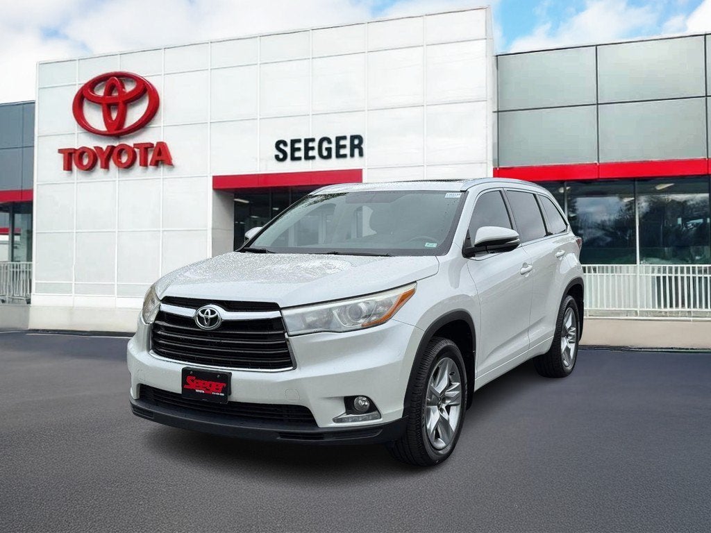 2016 Toyota Highlander Base