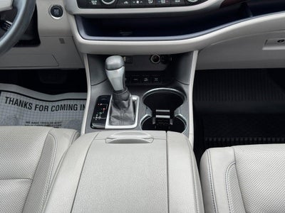 2016 Toyota Highlander Base