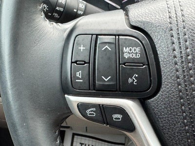 2016 Toyota Highlander Base