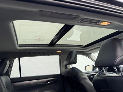2022 Toyota Highlander Hybrid Platinum AWD (Natl)