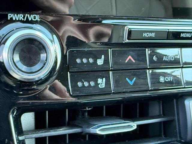 2020 Toyota Highlander Platinum AWD (Natl)