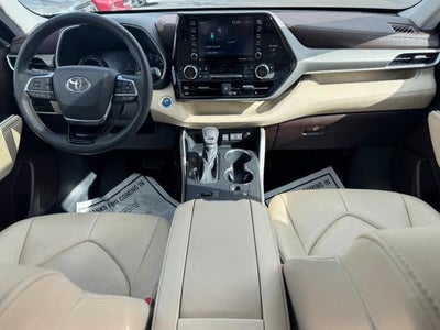 2021 Toyota Highlander XLE