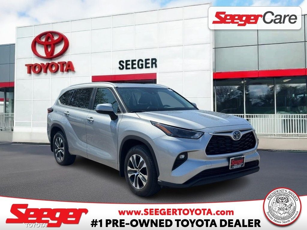 2024 Toyota Highlander Hybrid XLE