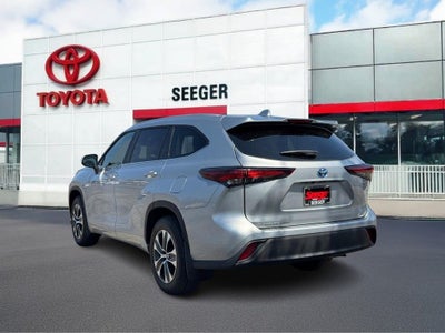 2024 Toyota Highlander Hybrid XLE