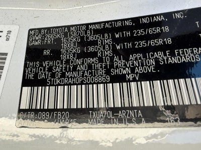 2023 Toyota Highlander LE FWD (Natl)