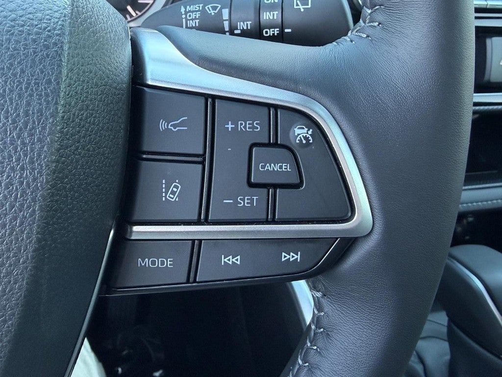 2024 Toyota Highlander XSE FWD (Natl)