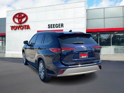 2023 Toyota Highlander Platinum