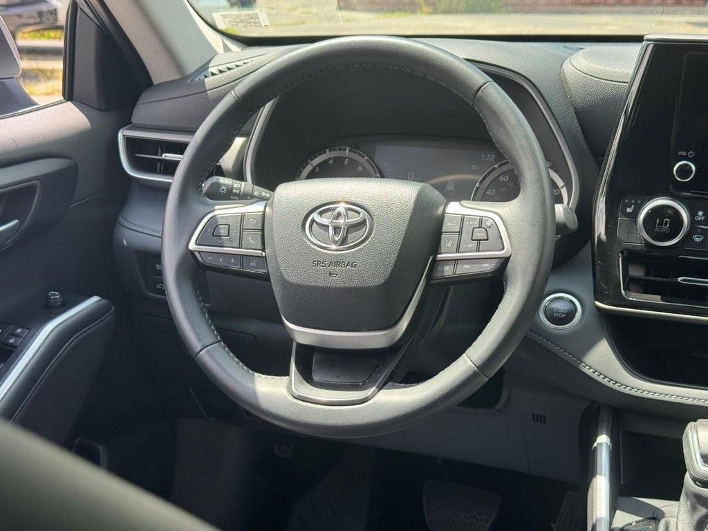 2025 Toyota Highlander XLE