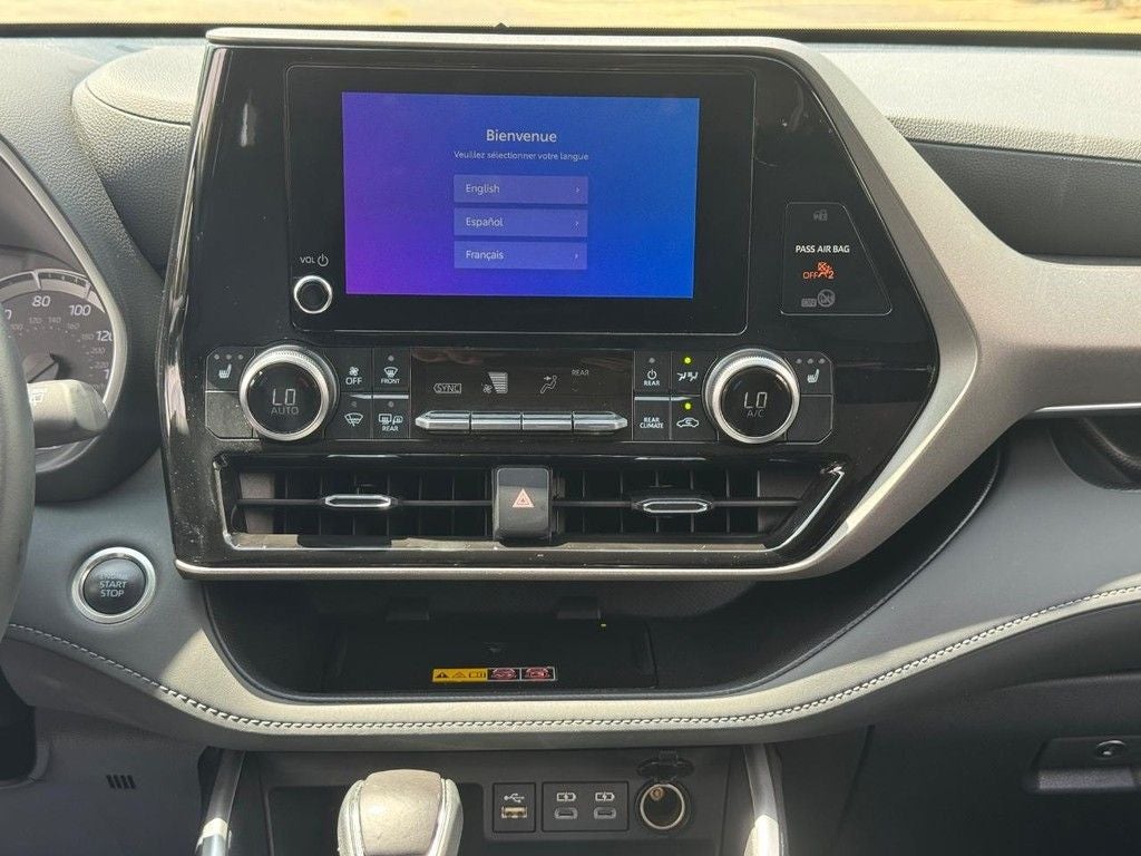 2025 Toyota Highlander XLE