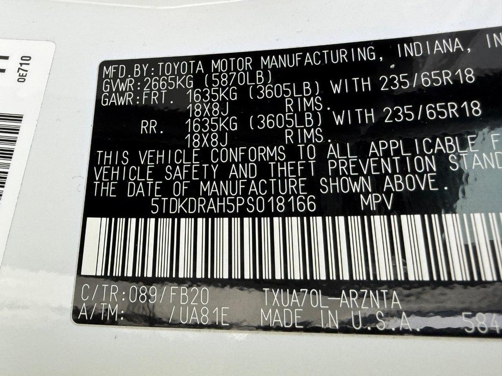 2023 Toyota Highlander LE FWD (Natl)