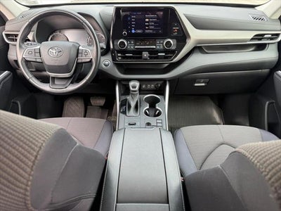 2023 Toyota Highlander LE FWD (Natl)