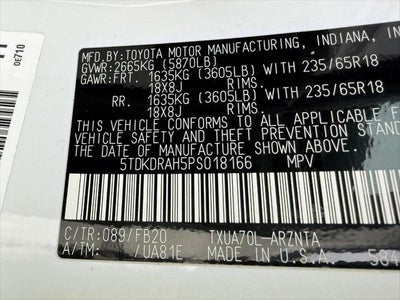 2023 Toyota Highlander LE FWD (Natl)