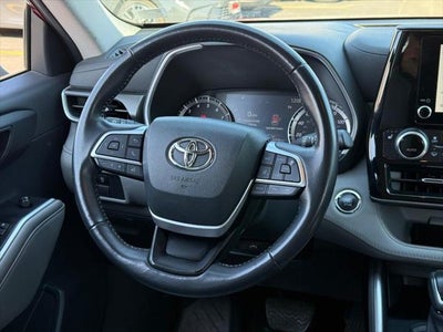 2023 Toyota Highlander XLE FWD (Natl)