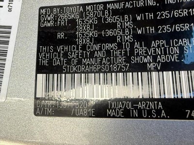 2023 Toyota Highlander LE FWD (Natl)