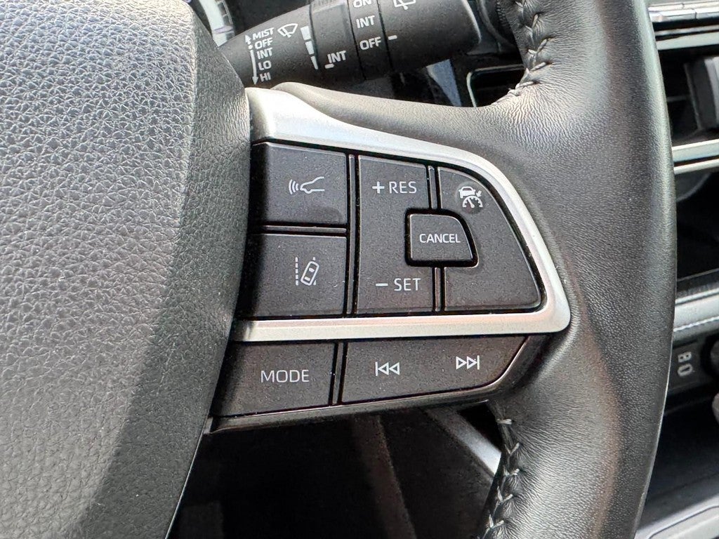 2023 Toyota Highlander FWD (Natl)