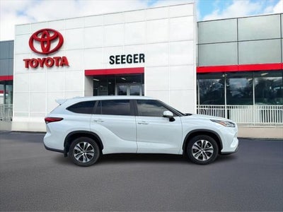 2023 Toyota Highlander FWD (Natl)