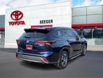 2024 Toyota Highlander LE FWD (Natl)