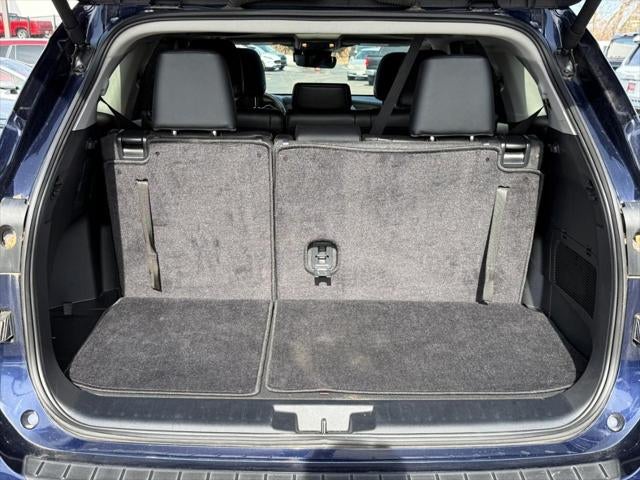 2024 Toyota Highlander LE FWD (Natl)