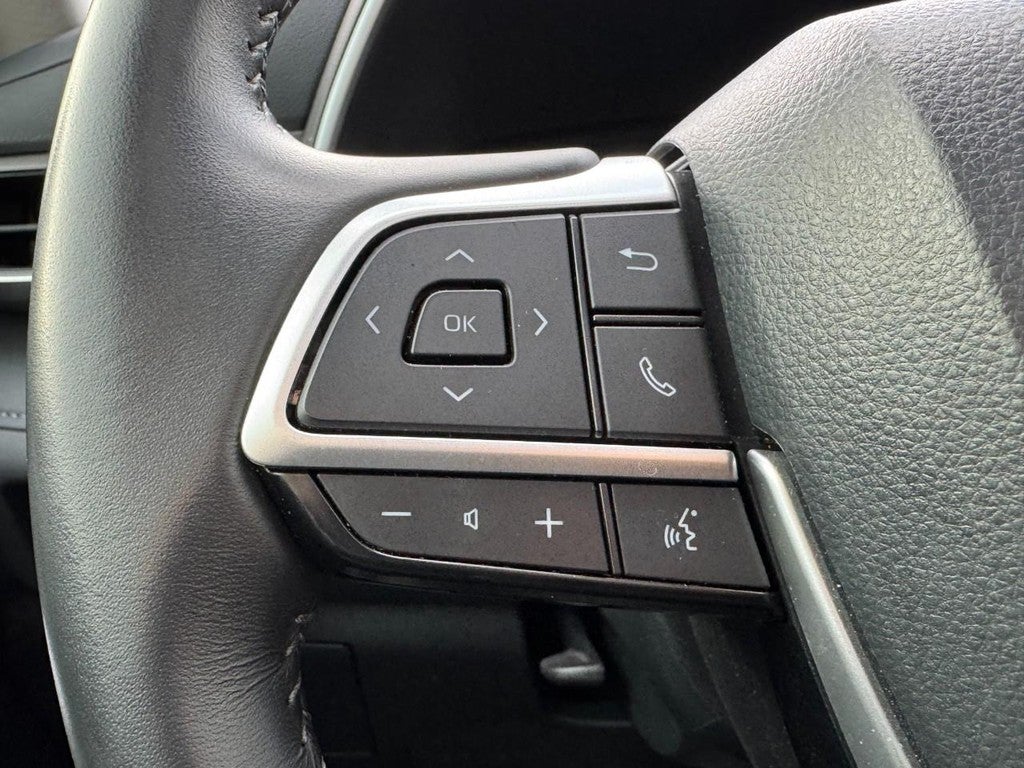 2024 Toyota Highlander FWD (Natl)