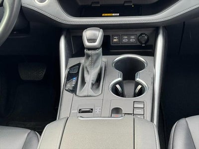 2024 Toyota Highlander FWD (Natl)