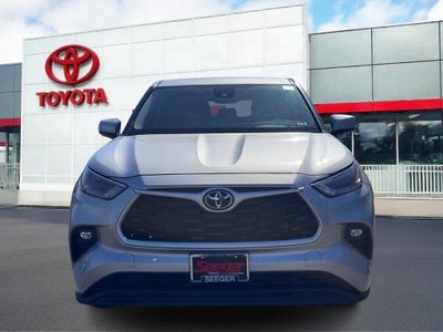 2023 Toyota Highlander LE