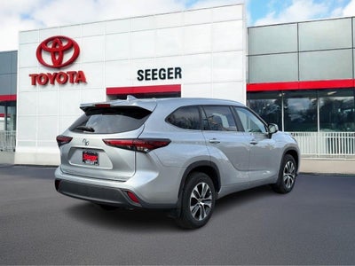 2025 Toyota Highlander XLE