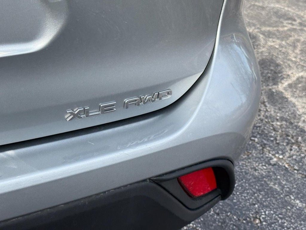 2025 Toyota Highlander XLE