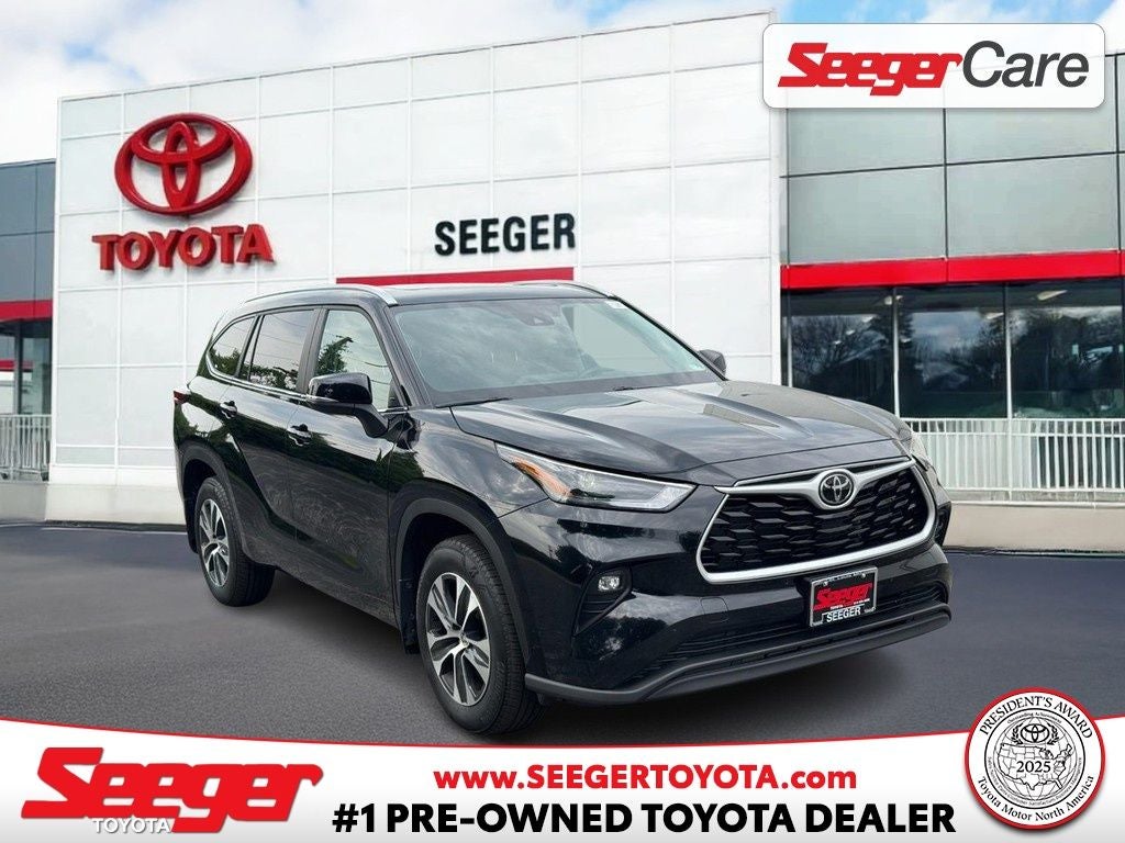 2025 Toyota Highlander XLE